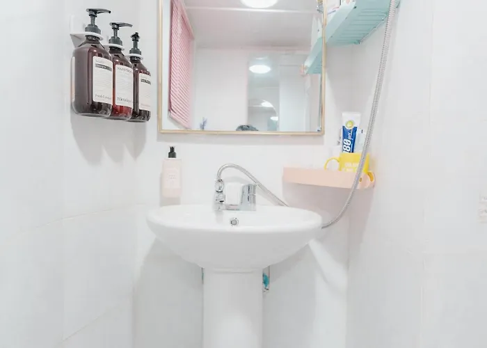 동대문 명동 홍대 성수 강남 Kspo 직행 편의점 도보 1분 조용 레몬하우스 Dongdaemun Myeongdong Hongdae Kspo Lemon House Seoul