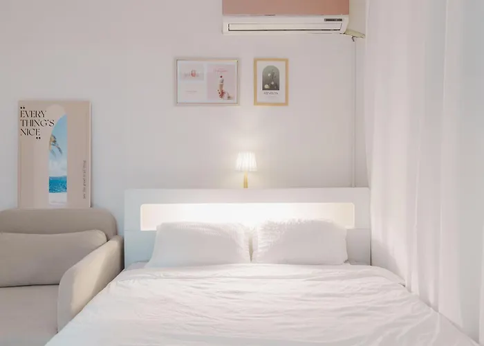 동대문 명동 홍대 성수 강남 Kspo 직행 편의점 도보 1분 조용 레몬하우스 Dongdaemun Myeongdong Hongdae Kspo Lemon House