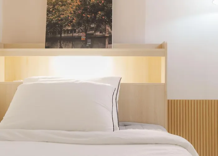 Apartment 동대문 명동 홍대 성수 강남 Kspo 직행 편의점 도보 1분 조용 레몬하우스 Dongdaemun Myeongdong Hongdae Kspo Lemon House