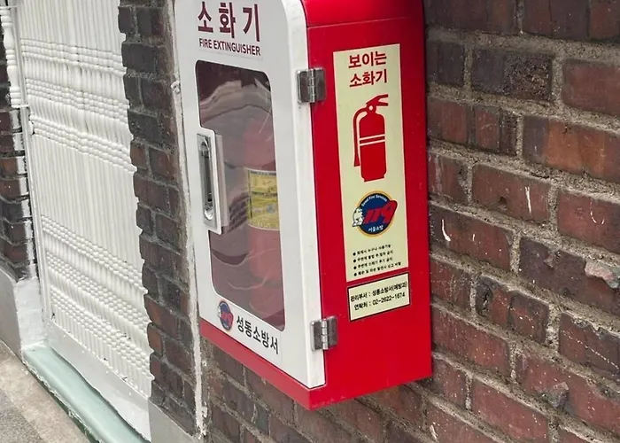 동대문 명동 홍대 성수 강남 Kspo 직행 편의점 도보 1분 조용 레몬하우스 Dongdaemun Myeongdong Hongdae Kspo Lemon House Apartment *